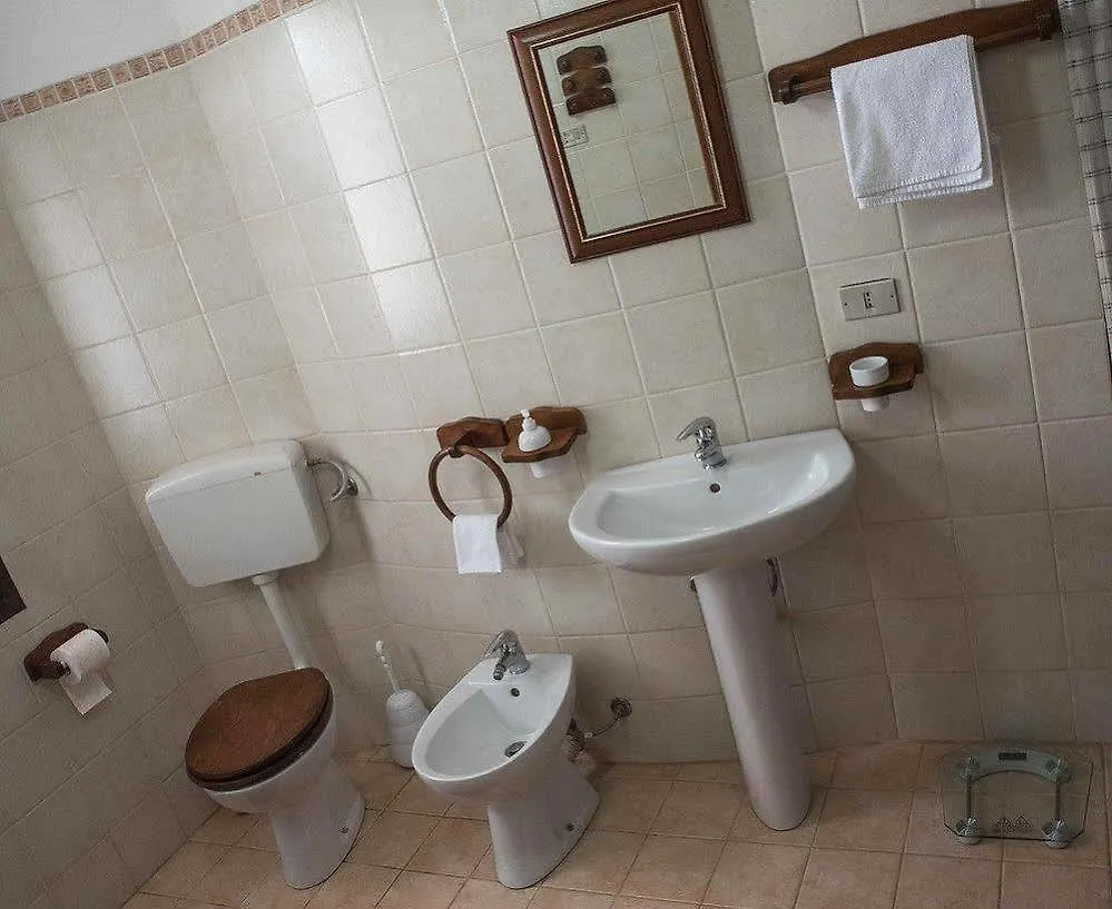 Castello Hotel Valguarnera Caropepe 3*,  Olaszország
